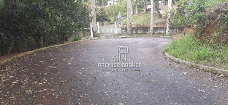 Imagem Apartamento com 3 Quartos à Venda, 198 m² em Centro - Nova Friburgo Imagem Apartamento com 3 Quartos à Venda, 198 m² em Centro - Nova Friburgo