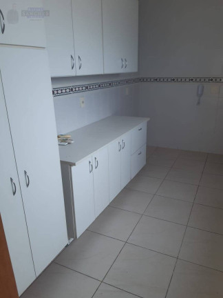 Imagem Apartamento com 3 Quartos à Venda, 155 m² em Bauru