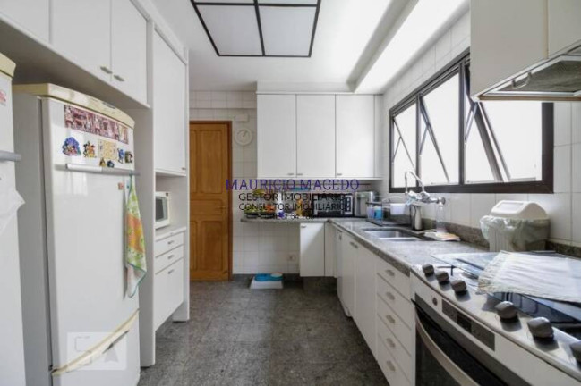 Imagem Casa com 4 Quartos para Alugar, 560 m² em Alphaville 1 - Barueri Imagem Casa com 4 Quartos para Alugar, 560 m² em Alphaville 1 - Barueri