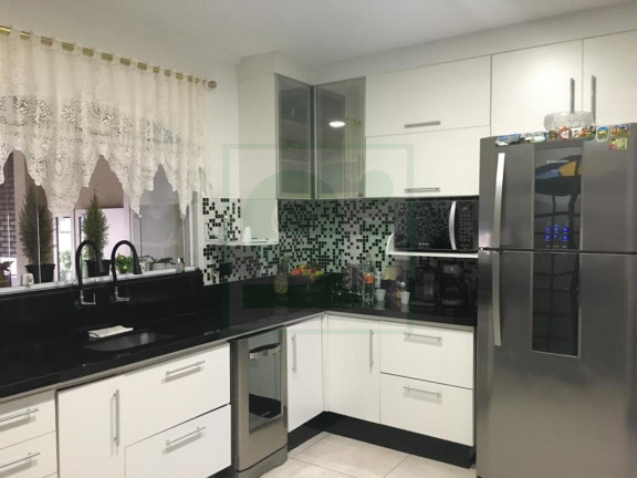 Imagem Casa com 4 Quartos à Venda, 326 m² em Vila Dalva - São Paulo