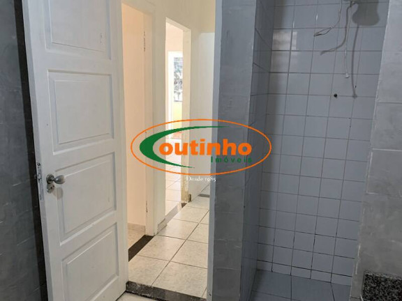 Imagem Casa com 5 Quartos à Venda, 200 m² em Tijuca - Rio De Janeiro Imagem Casa com 5 Quartos à Venda, 200 m² em Tijuca - Rio De Janeiro