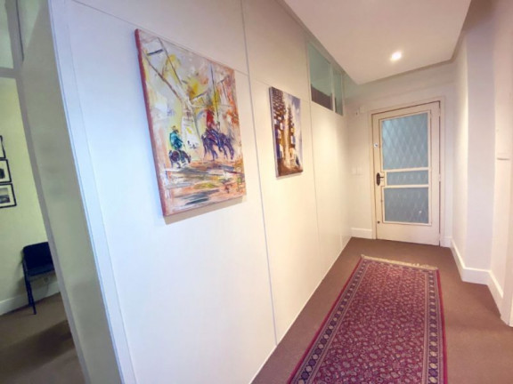 Imagem Sala Comercial à Venda ou Locação,  em Centro Histórico - Porto Alegre