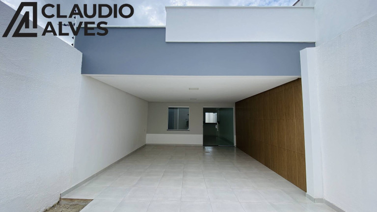 Casa com 3 Quartos à Venda, 88 m² em Parque Ipê - Feira De Santana