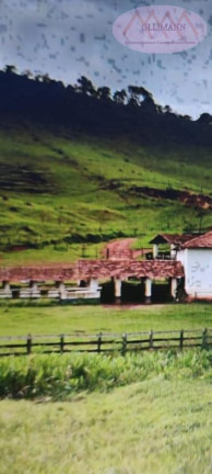 Imagem Imóvel com 15 Quartos à Venda, 100 m² em Santa Branca_vale Paraíba - Santa Branca Imagem Imóvel com 15 Quartos à Venda, 100 m² em Santa Branca_vale Paraíba - Santa Branca
