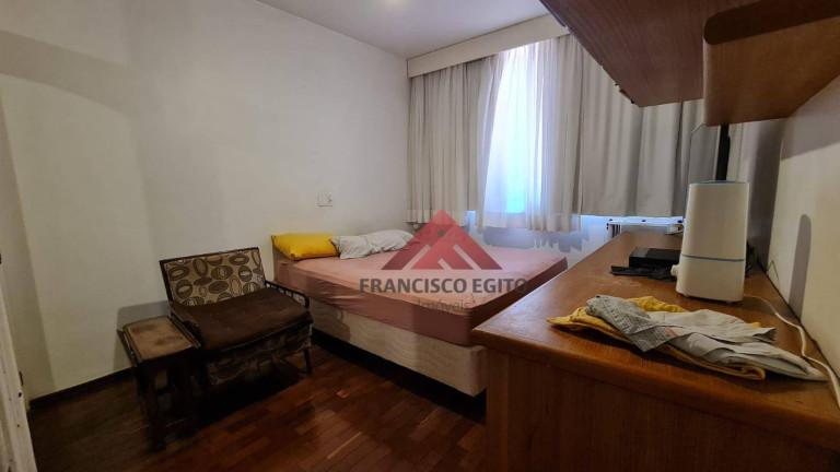 Imagem Apartamento com 4 Quartos à Venda, 212 m² em Icaraí - Niterói