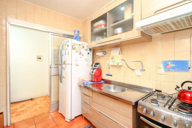 Imagem Imóvel com 3 Quartos à Venda, 77 m² em Menino Deus - Porto Alegre Imagem Imóvel com 3 Quartos à Venda, 77 m² em Menino Deus - Porto Alegre