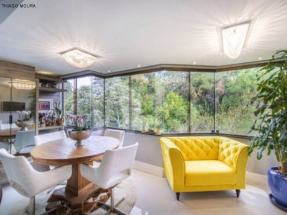 Imagem Imóvel com 3 Quartos à Venda, 314 m² em Jardim Itu - Porto Alegre Imagem Imóvel com 3 Quartos à Venda, 314 m² em Jardim Itu - Porto Alegre