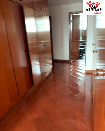 Imagem Imóvel com 4 Quartos à Venda, 190 m² em Centro - Jundiai Imagem Imóvel com 4 Quartos à Venda, 190 m² em Centro - Jundiai
