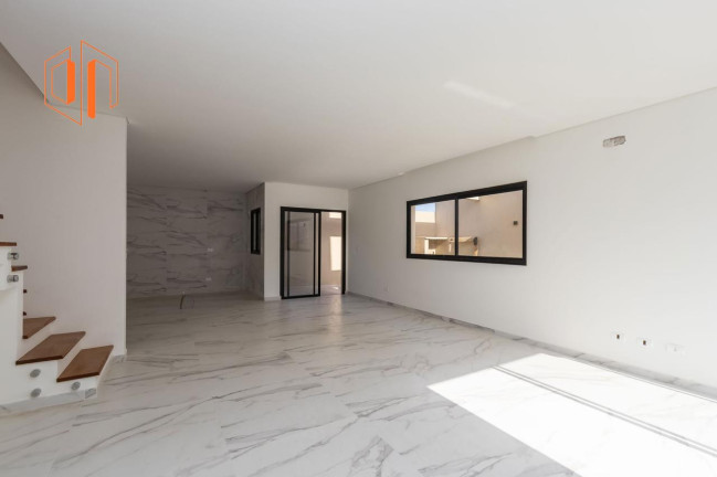 Imagem Sobrado com 3 Quartos à Venda, 145 m² em Uberaba - Curitiba
