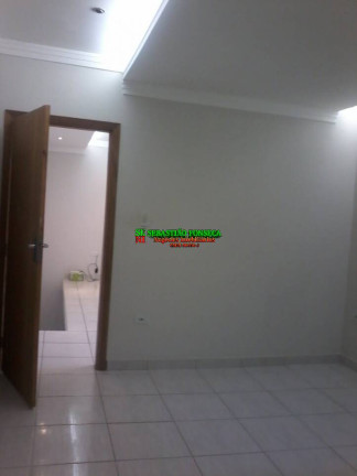 Imagem Casa com 3 Quartos à Venda, 250 m² em Jaragua - Taubaté
