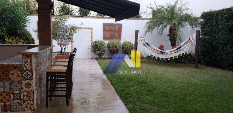 Imagem Casa com 3 Quartos à Venda, 400 m² em Fátima - Pouso Alegre