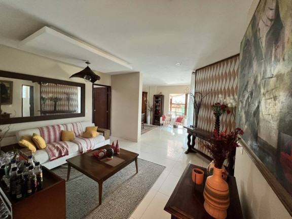 Imagem Casa com 6 Quartos à Venda,  em Itaipú - Niterói
