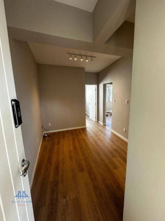 Apartamento com 2 Quartos à Venda, 47 m² em Centro - Florianópolis