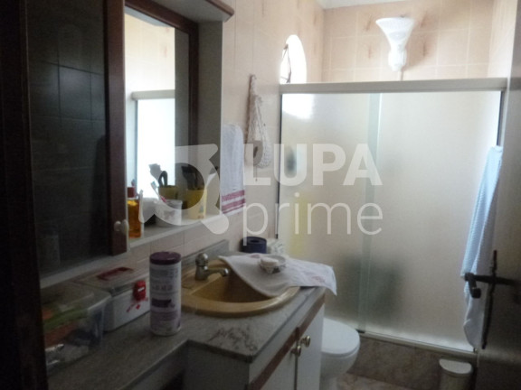 Imagem Casa com 3 Quartos à Venda, 250 m² em Jardim Guanca - São Paulo Imagem Casa com 3 Quartos à Venda, 250 m² em Jardim Guanca - São Paulo