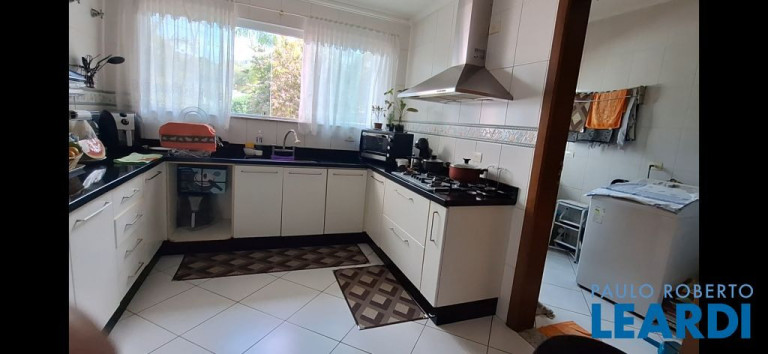 Imagem Sobrado com 3 Quartos à Venda, 288 m² em Vila Assunção - Santo André Imagem Sobrado com 3 Quartos à Venda, 288 m² em Vila Assunção - Santo André