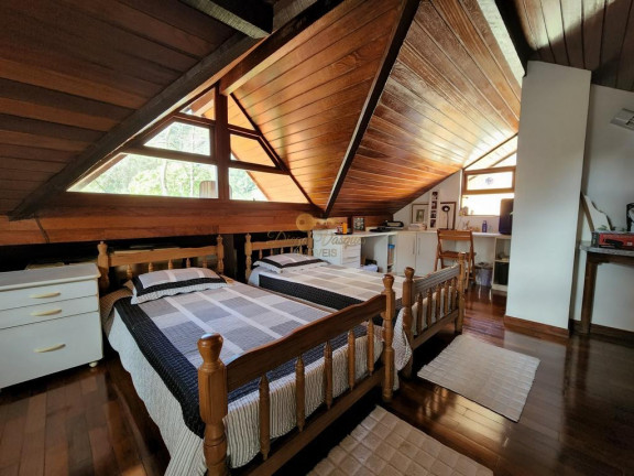 Imagem Casa com 3 Quartos à Venda, 177 m² em Granja Guarani - Teresópolis Imagem Casa com 3 Quartos à Venda, 177 m² em Granja Guarani - Teresópolis