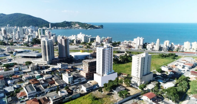 Imagem Apartamento com 2 Quartos à Venda, 70 m² em Tabuleiro Dos Oliveiras - Itapema Imagem Apartamento com 2 Quartos à Venda, 70 m² em Tabuleiro Dos Oliveiras - Itapema