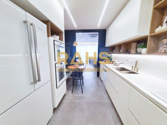 Imagem Apartamento com 3 Quartos à Venda, 159 m² em América - Joinville Imagem Apartamento com 3 Quartos à Venda, 159 m² em América - Joinville