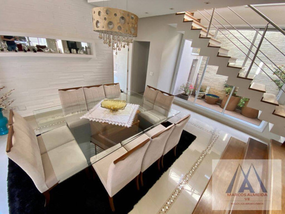 Imagem Casa com 3 Quartos à Venda, 340 m² em Vila Oliveira - Mogi Das Cruzes