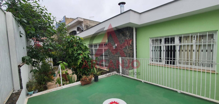 Casa com 4 Quartos à Venda, 300 m² em Vila Albertina - São Paulo
