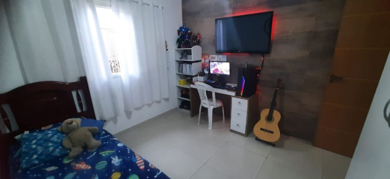 Imagem Casa com 2 Quartos à Venda, 140 m² em Vila Luzita - Santo André Imagem Casa com 2 Quartos à Venda, 140 m² em Vila Luzita - Santo André