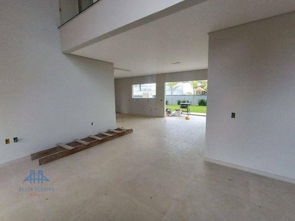 Imagem Casa com 3 Quartos à Venda, 272 m² em São João Do Rio Vermelho - Florianópolis Imagem Casa com 3 Quartos à Venda, 272 m² em São João Do Rio Vermelho - Florianópolis