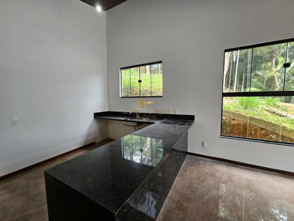Imagem Casa com 3 Quartos à Venda, 134 m² em Vargem Grande - Teresópolis