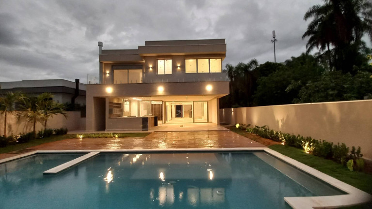 Imagem Casa com 4 Quartos à Venda, 686 m² em Alphaville Residencial Um - Barueri Imagem Casa com 4 Quartos à Venda, 686 m² em Alphaville Residencial Um - Barueri