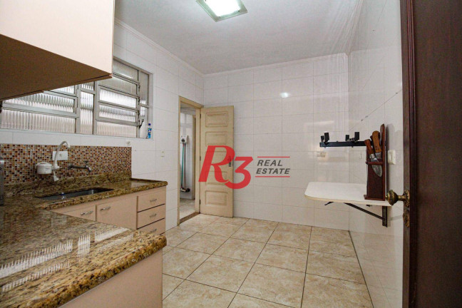 Imagem Casa com 3 Quartos à Venda, 160 m² em Embaré - Santos