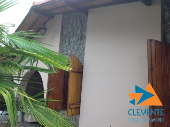 Imagem Casa com 7 Quartos à Venda, 350 m² em Ouro Preto - Belo Horizonte