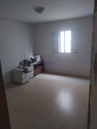 Imagem Casa com 3 Quartos para Alugar, 10 m² em Vila Iris - Guarulhos Imagem Casa com 3 Quartos para Alugar, 10 m² em Vila Iris - Guarulhos