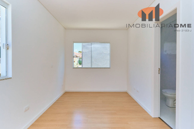 Imagem Sobrado com 3 Quartos à Venda, 100 m² em Santa Felicidade - Curitiba
