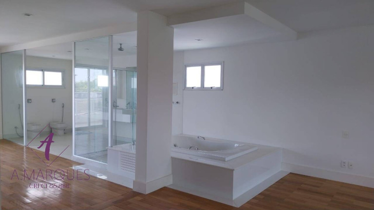 Imagem Casa com 5 Quartos à Venda, em Rio De Janeiro Imagem Casa com 5 Quartos à Venda, em Rio De Janeiro