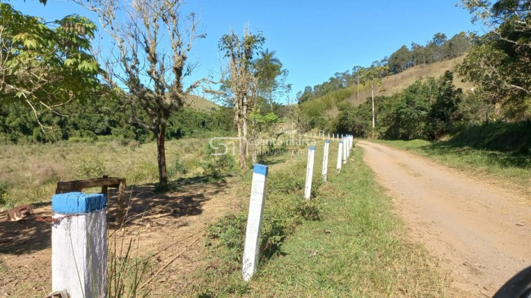 Imagem Imóvel com 13 Quartos à Venda, 2.157.100 m² em Bairro Resgate - Bananal