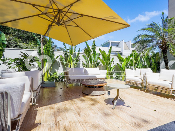 Imagem Sobrado com 5 Quartos à Venda, em Riviera De São Lourenço - Bertioga Imagem Sobrado com 5 Quartos à Venda, em Riviera De São Lourenço - Bertioga