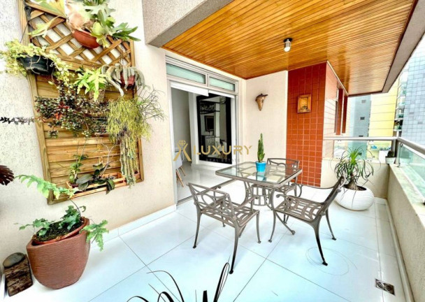 Imagem Imóvel com 4 Quartos à Venda, 125 m² em Belvedere - Belo Horizonte