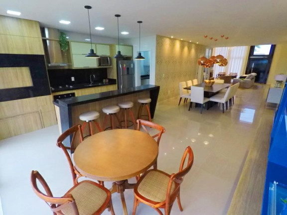 Imagem Casa com 4 Quartos à Venda, 195 m² em -- - Capao Da Canoa Imagem Casa com 4 Quartos à Venda, 195 m² em -- - Capao Da Canoa