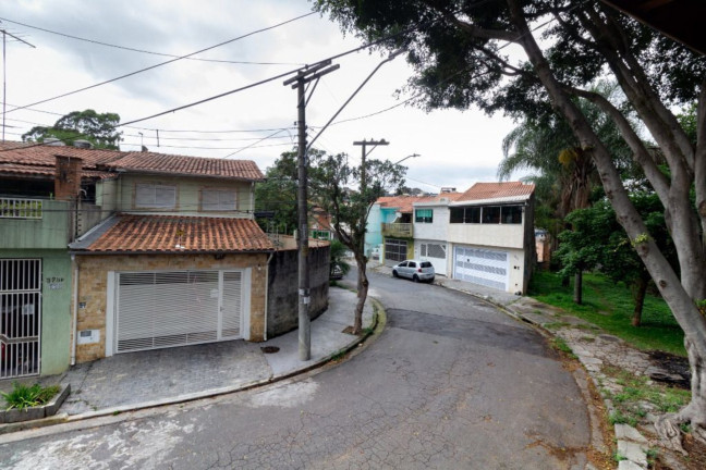 Imagem Casa com 3 Quartos à Venda, em Conjunto Residencial Vista Verde - São Paulo Imagem Casa com 3 Quartos à Venda, em Conjunto Residencial Vista Verde - São Paulo