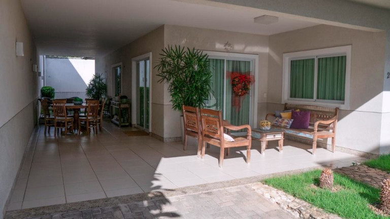 Imagem Casa com 4 Quartos à Venda, 277 m² em José De Alencar - Fortaleza