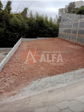 Terreno à Venda, 145 m² em Jardim Pioneiro - Cotia