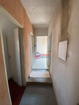 Imagem Casa com 8 Quartos à Venda, 120 m² em Jardim Riviera - Cambé Imagem Casa com 8 Quartos à Venda, 120 m² em Jardim Riviera - Cambé