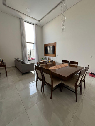Imagem Casa com 3 Quartos à Venda, 192 m²