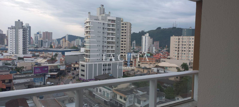 Imagem Apartamento com 2 Quartos para Alugar, 63 m² em Vila Operária - Itajaí Imagem Apartamento com 2 Quartos para Alugar, 63 m² em Vila Operária - Itajaí