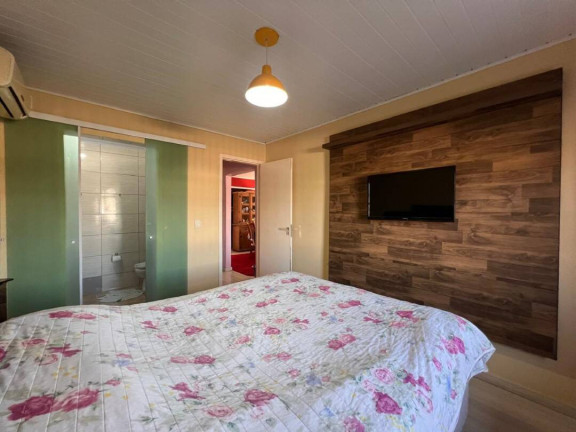 Imagem Casa com 3 Quartos à Venda, 150 m² em Centro - Balneário Barra Do Sul Imagem Casa com 3 Quartos à Venda, 150 m² em Centro - Balneário Barra Do Sul
