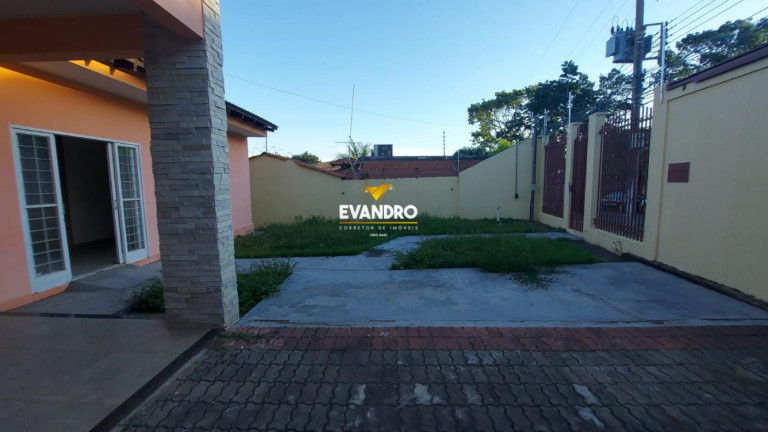 Imagem Casa com 5 Quartos à Venda, 840 m² em Santa Cruz - Cuiabá Imagem Casa com 5 Quartos à Venda, 840 m² em Santa Cruz - Cuiabá