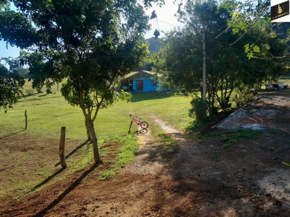 Imagem Imóvel com 2 Quartos à Venda, 19.517 m² em Zona Rural - Campo Magro Imagem Imóvel com 2 Quartos à Venda, 19.517 m² em Zona Rural - Campo Magro