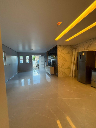 Imagem Casa com 3 Quartos à Venda, 120 m² em Rio Vermelho - Florianópolis Imagem Casa com 3 Quartos à Venda, 120 m² em Rio Vermelho - Florianópolis