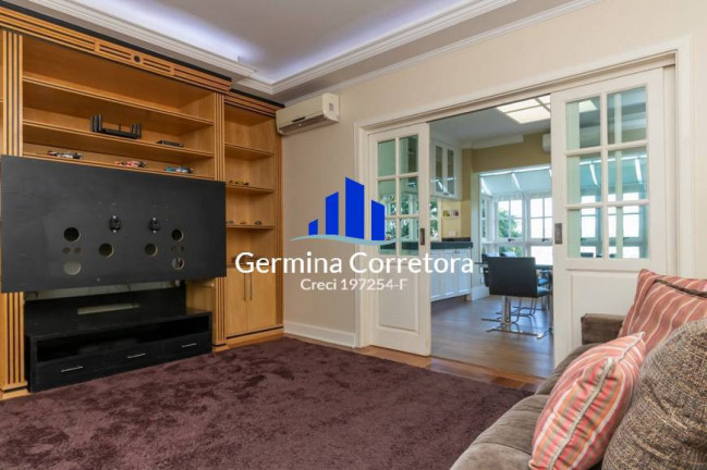 Imagem Casa com 6 Quartos à Venda, 852 m² em Alphaville - Santana De Parnaíba Imagem Casa com 6 Quartos à Venda, 852 m² em Alphaville - Santana De Parnaíba