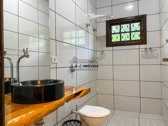 Imagem Casa com 3 Quartos à Venda, 124 m² em Nova Capivari - Campos Do Jordão Imagem Casa com 3 Quartos à Venda, 124 m² em Nova Capivari - Campos Do Jordão