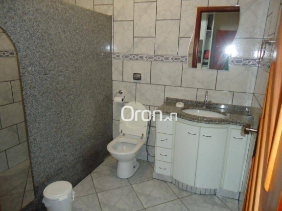 Imagem Sobrado com 4 Quartos à Venda, 393 m² em Vila Itatiaia - Goiânia